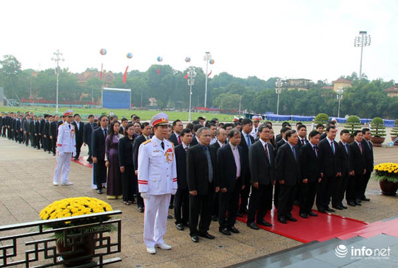 Lãnh đạo Đảng, Nhà nước viếng Chủ tịch Hồ Chí Minh nhân Quốc khánh - ảnh 5