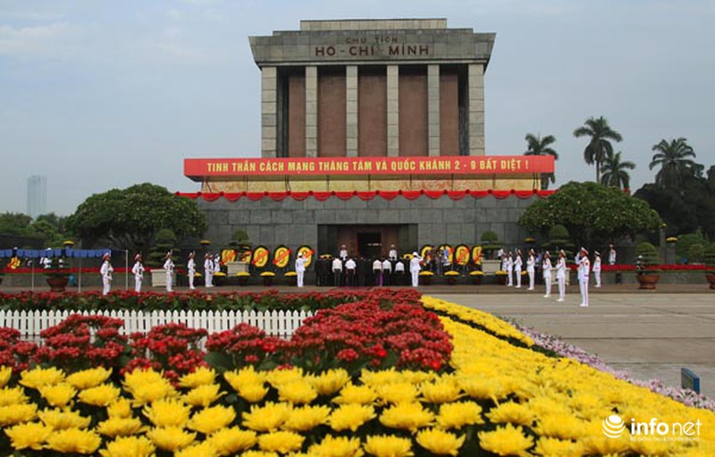 Lãnh đạo Đảng, Nhà nước viếng Chủ tịch Hồ Chí Minh nhân Quốc khánh - ảnh 6