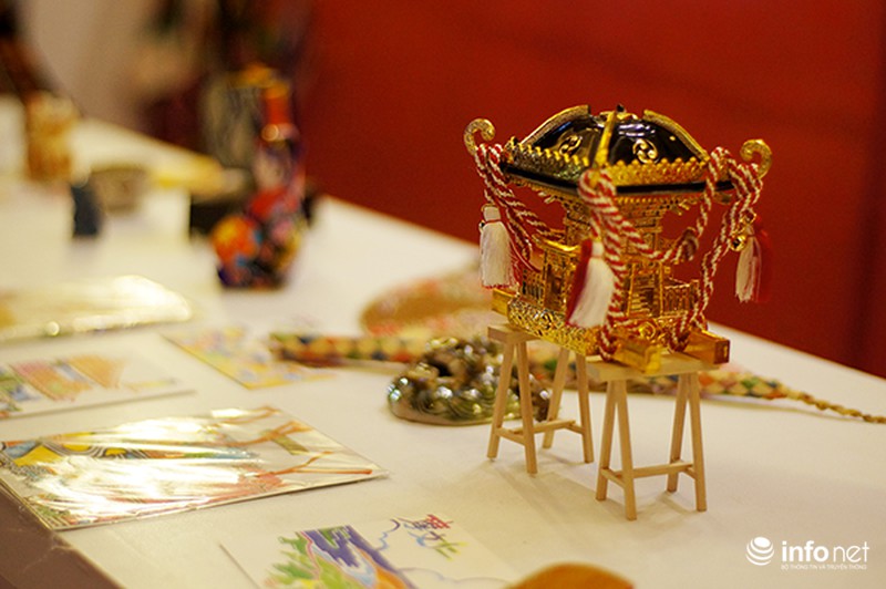 Đồ chơi Trung thu các nước châu Á giữa lòng Hà Nội - ảnh 2