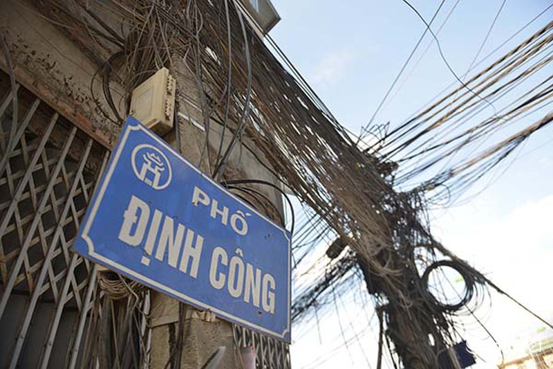 Kinh hoàng ma trận dây