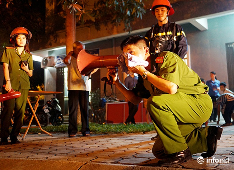 Những kỹ năng cần thiết để thoát nạn khi mắc kẹt trong đám cháy - ảnh 9