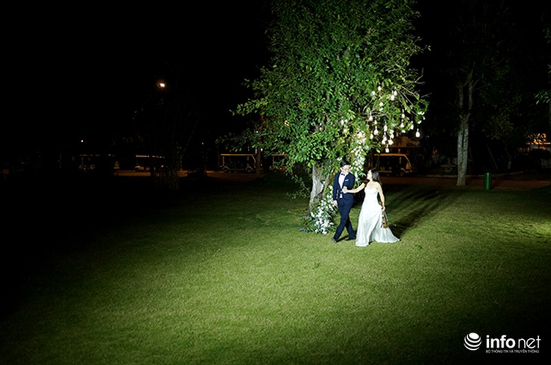 Bữa tiệc ánh sáng trong đám cưới ngoài trời độc đáo tại Hà Nội - ảnh 3