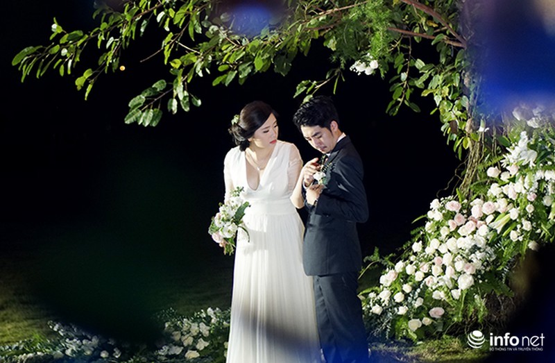 Bữa tiệc ánh sáng trong đám cưới ngoài trời độc đáo tại Hà Nội - ảnh 4