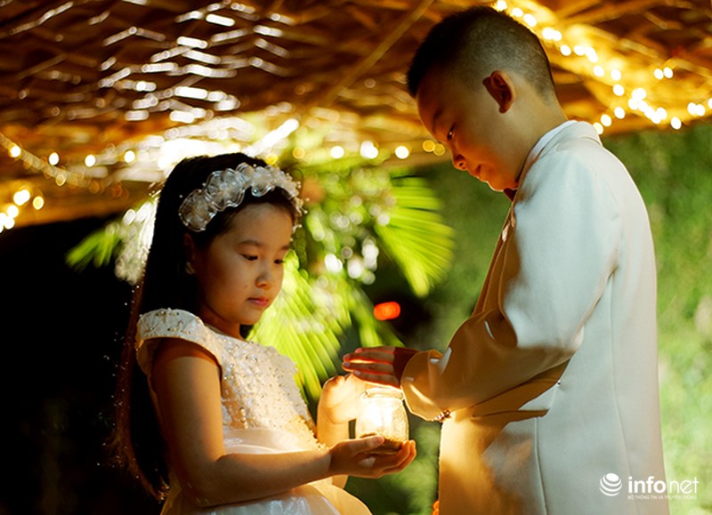 Bữa tiệc ánh sáng trong đám cưới ngoài trời độc đáo tại Hà Nội - ảnh 5