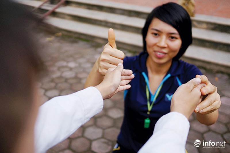 Chuyện cô giáo trẻ chỉ muốn nghe học sinh cất tiếng