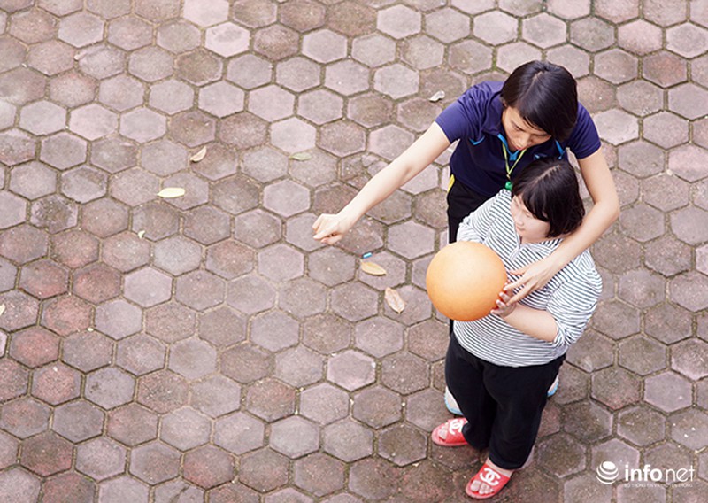 Chuyện cô giáo trẻ chỉ muốn nghe học sinh cất tiếng