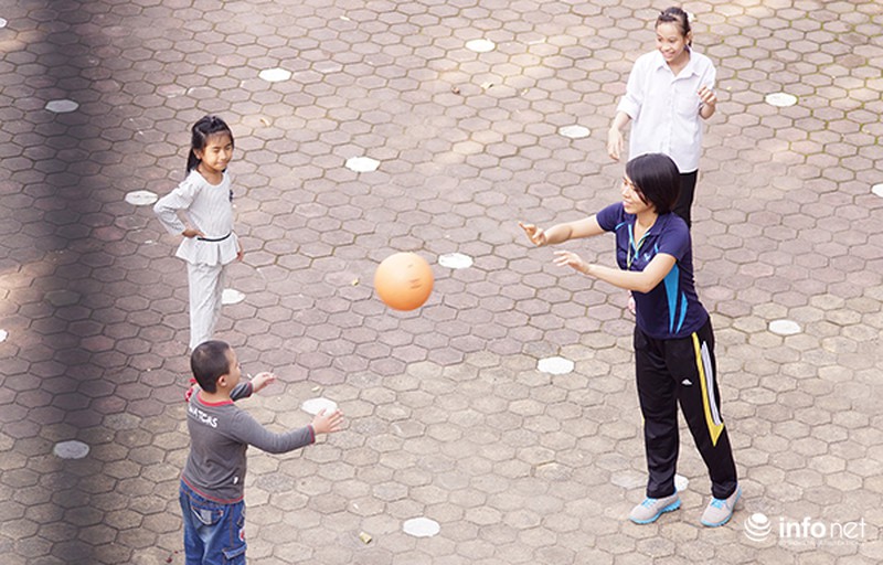 Chuyện cô giáo trẻ chỉ muốn nghe học sinh cất tiếng