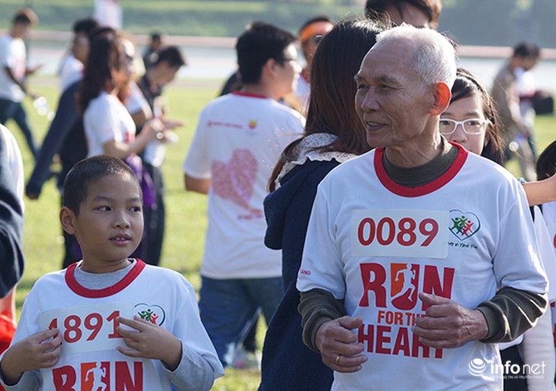 Giọt nước mắt hạnh phúc của những người