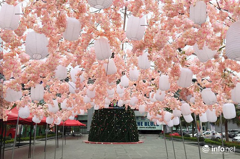 Hà Nội chuẩn bị khai mạc Lễ hội tuyết chào đón Noel - ảnh 1