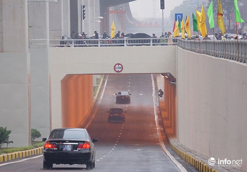 Cận cảnh 2 hầm chui được trông đợi nhất Thủ đô vừa đưa vào sử dụng - ảnh 7