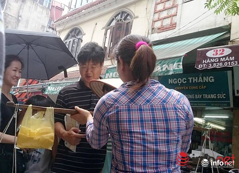 Du lịch Hà Nội đang “chịu trận” về nạn đeo bám - ảnh 1