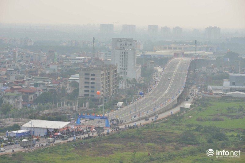 Thông xe cầu vượt lớn nhất Thủ đô, đồng bộ Đường 5 kéo dài - ảnh 1