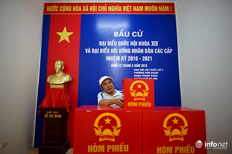 Các điểm bỏ phiếu sẵn sàng trước giờ G - ảnh 4