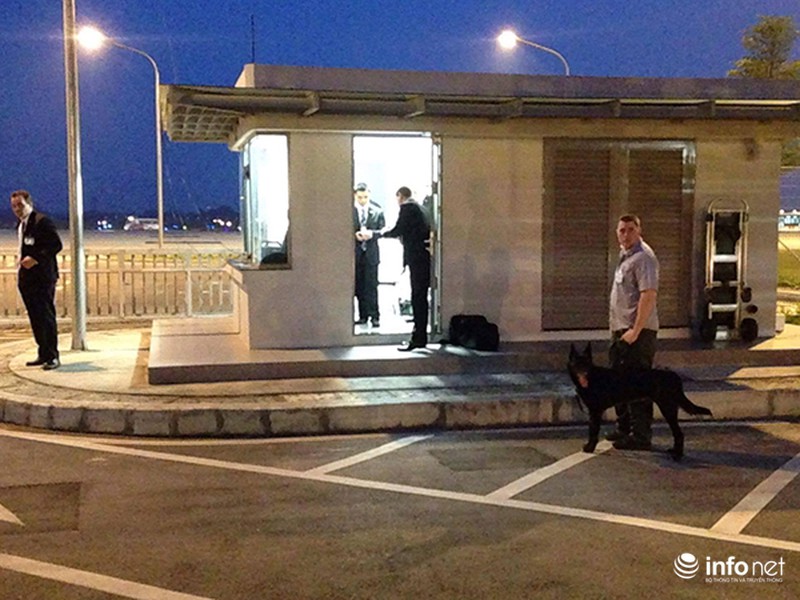 Cận cảnh các mật vụ bảo vệ Tổng thống Obama tại Việt Nam - ảnh 3