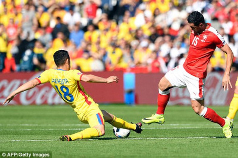 Kết quả Euro 2016 đêm 15, sáng 16/6: Gà trống gáy vào phút cuối, Gấu Nga gục ngã - ảnh 3