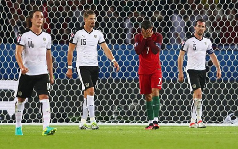 Kết quả Euro 2016, Bảng F: Cuộc đua tam mã sau cú sút hỏng penalty của CR7 - ảnh 2