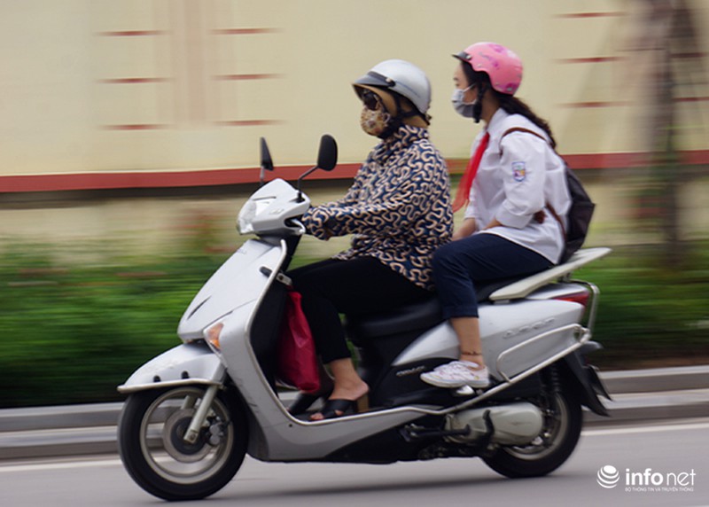 Hà Nội bất ngờ đón đợt rét sớm đầu Thu - ảnh 10