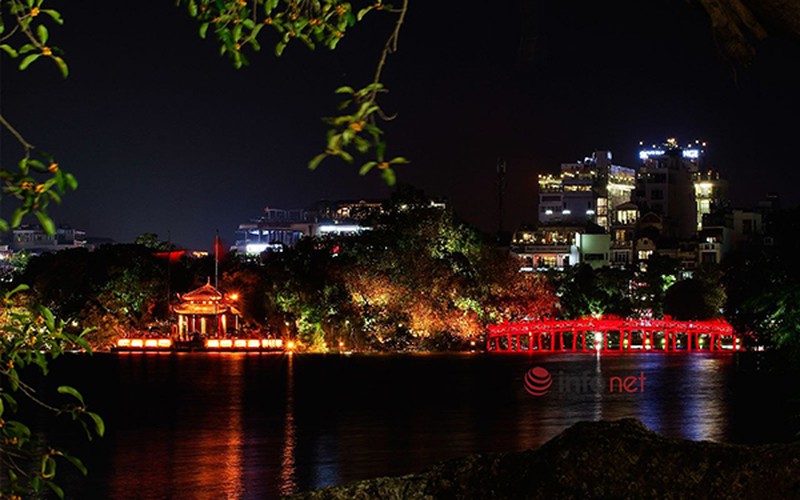 Cùng ngắm Hà Nội đẹp rực rỡ khi lên đèn - ảnh 10