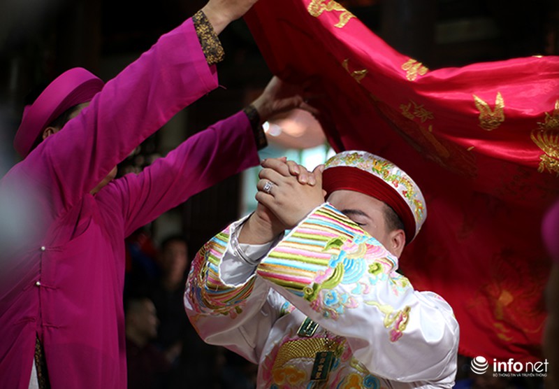 Huyền bí lễ mở phủ trong tín ngưỡng Thờ Mẫu của người Việt - ảnh 10