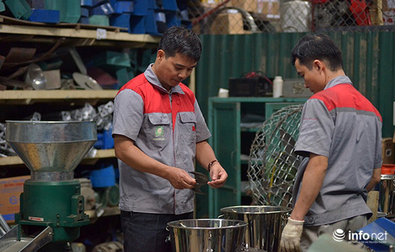 Chuyện kỹ sư IT bỏ việc về quê làm “vua sáng chế” - ảnh 2