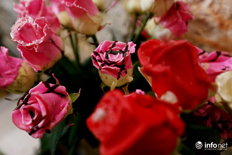 Ngọt ngào như những bông hoa hồng phủ socola trong ngày Valentine - ảnh 5