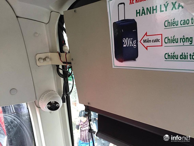 Kiểm soát hành khách mang vật liệu cháy nổ lên xe: Khó như