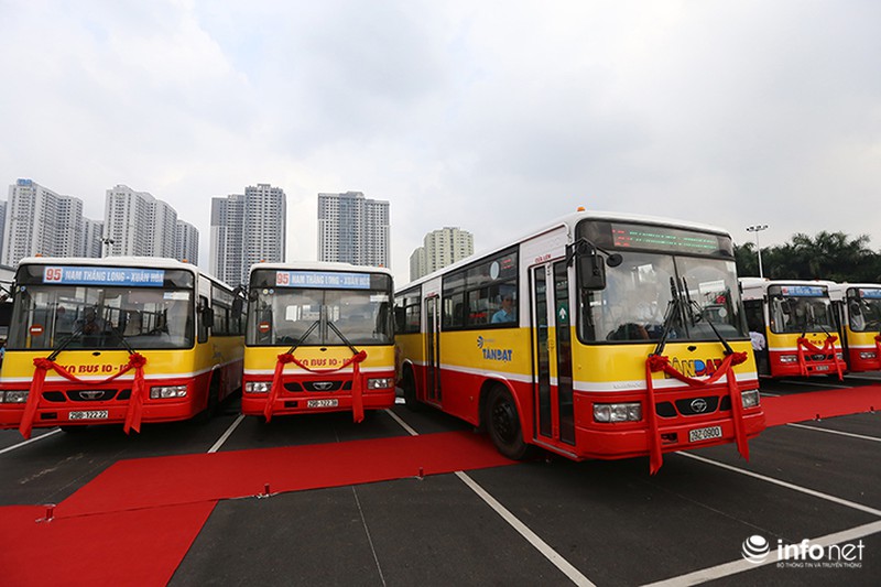 Hà Nội: Thêm 2 tuyến xe buýt kết nối tới các xã nghèo ngoại thành - ảnh 1