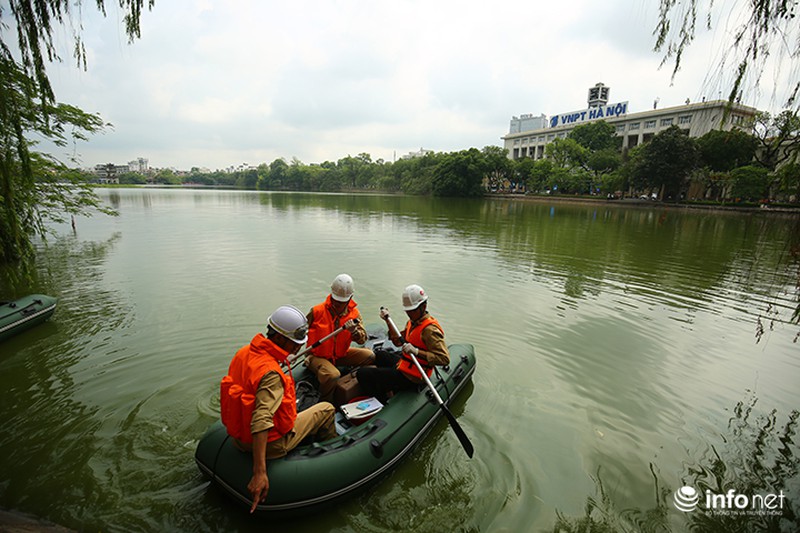 Nạo vét lòng hồ Hoàn Kiếm quy mô lớn nhất trong vòng 20 năm qua - ảnh 1