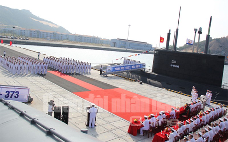 Tàu ngầm Kilo HN làm lễ nhập biên chế Hải quân VN - ảnh 2