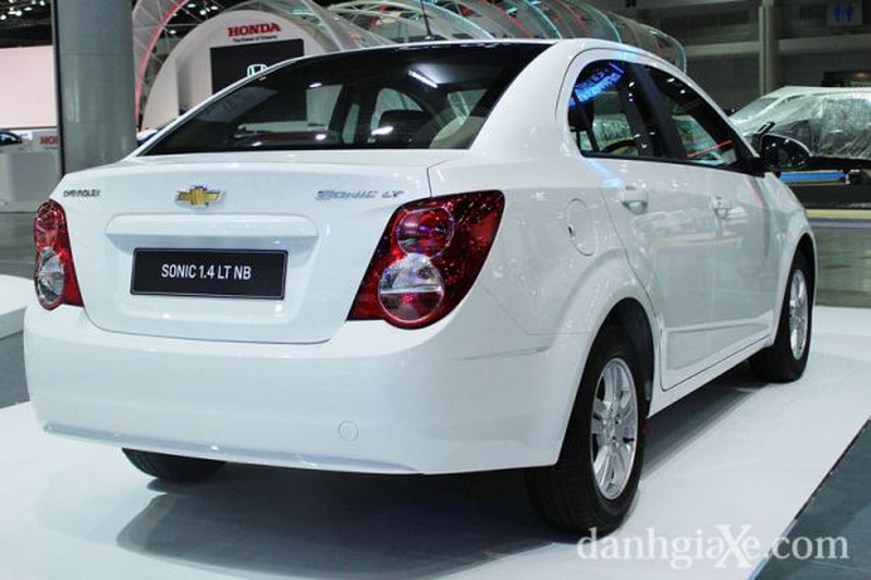 Ảnh chi tiết xe giá rẻ Chevrolet Sonic sẽ về VN tháng 6 tới - ảnh 2