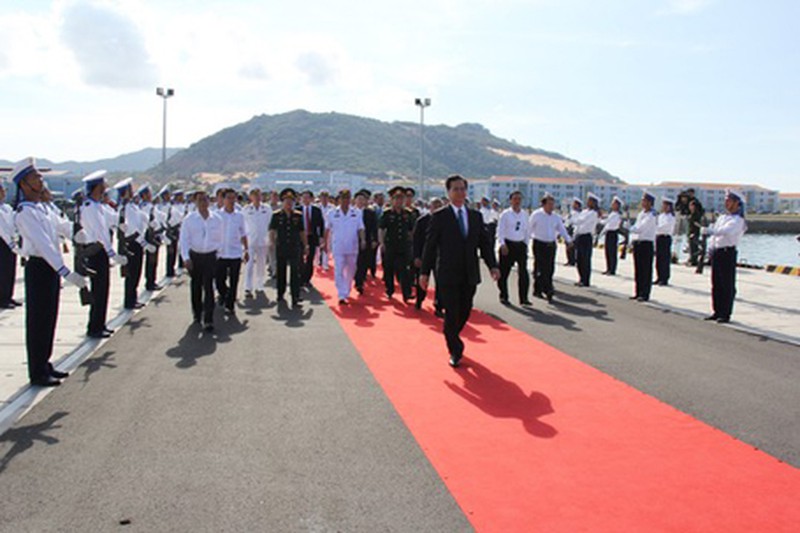 Toàn cảnh Lễ thượng cờ quốc gia tàu ngầm Kilo Hà Nội và TP.HCM - ảnh 2