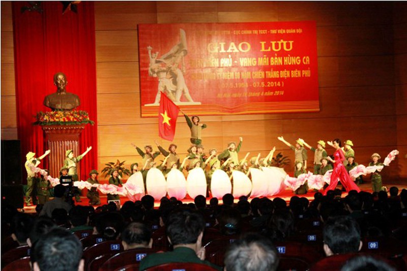 Giao lưu Điện Biên Phủ - Vang mãi bản hùng ca - ảnh 6