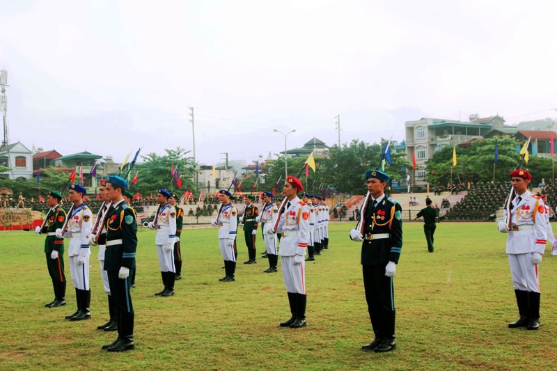 Màn múa súng chưa từng có kỷ niệm Chiến thắng Điện Biên Phủ - ảnh 6