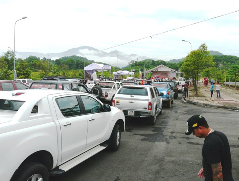 Giải đua xe địa hình 2014 khởi tranh tưng bừng trong nắng Sơn Tây - ảnh 2