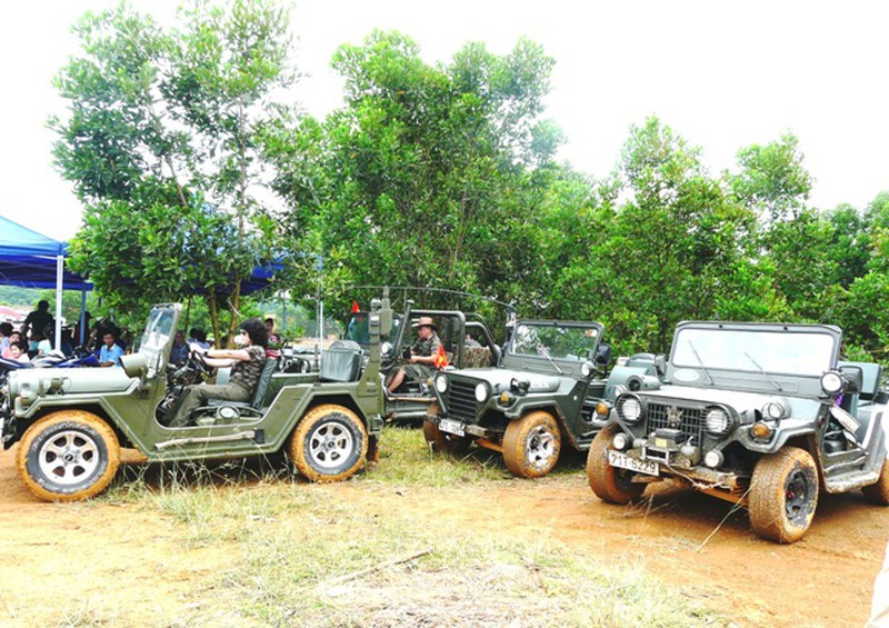 Giải đua xe địa hình 2014 khởi tranh tưng bừng trong nắng Sơn Tây - ảnh 19