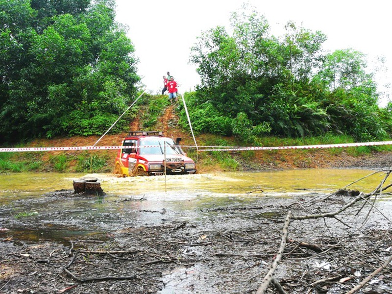 Giải đua xe địa hình 2014 khởi tranh tưng bừng trong nắng Sơn Tây - ảnh 6