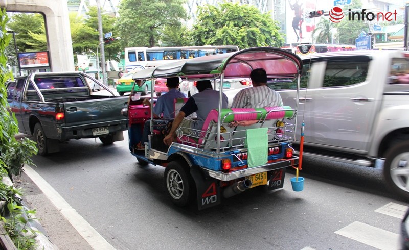 Sặc sỡ như taxi Bangkok - ảnh 11