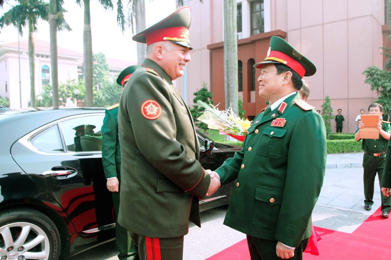 Hình ảnh tướng Cộng hoà Belarus thăm Bộ Quốc phòng Việt Nam - ảnh 3