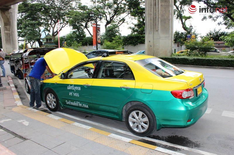 Sặc sỡ như taxi Bangkok - ảnh 5