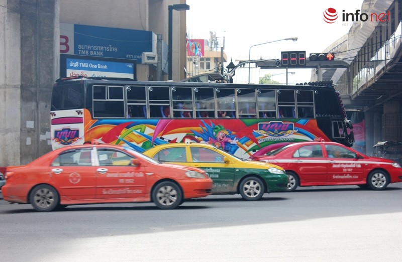 Sặc sỡ như taxi Bangkok - ảnh 7