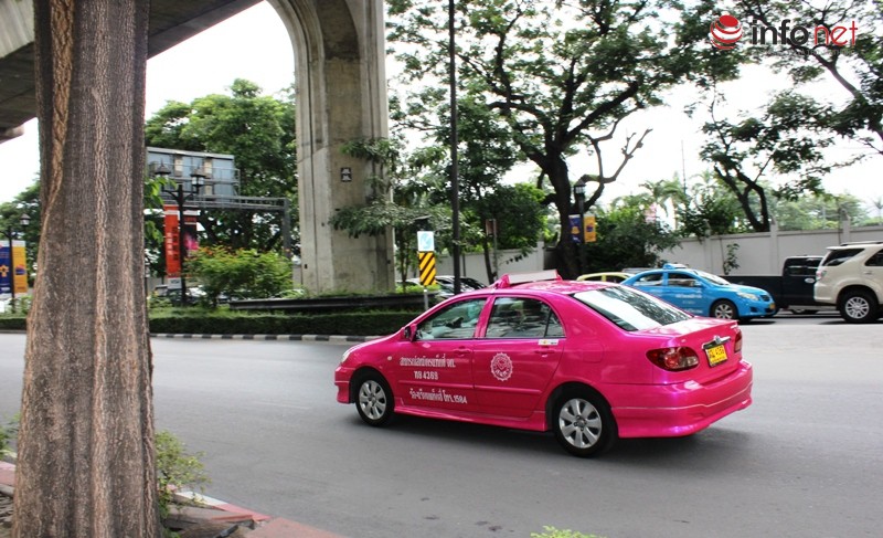 Sặc sỡ như taxi Bangkok - ảnh 12