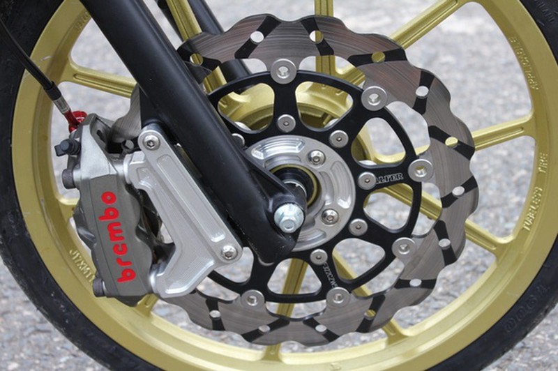 Super Cub 50cc 'độc nhất vô nhị' với dàn đồ chơi hàng trăm triệu