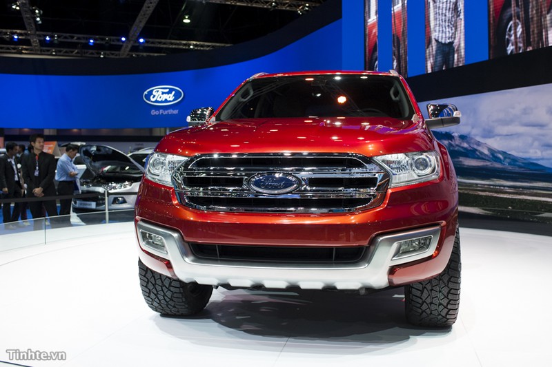 Ford Everest 2015 mới sẽ ra mắt vào ngày 13/11 tới - ảnh 1