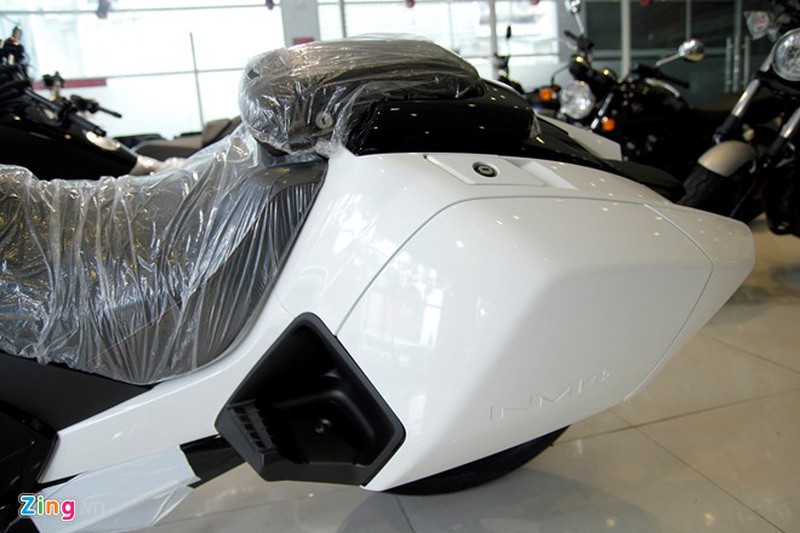 Xe 'phi thuyền' Honda NM4-02 có sưởi ấm tay lái đã về VN - ảnh 4