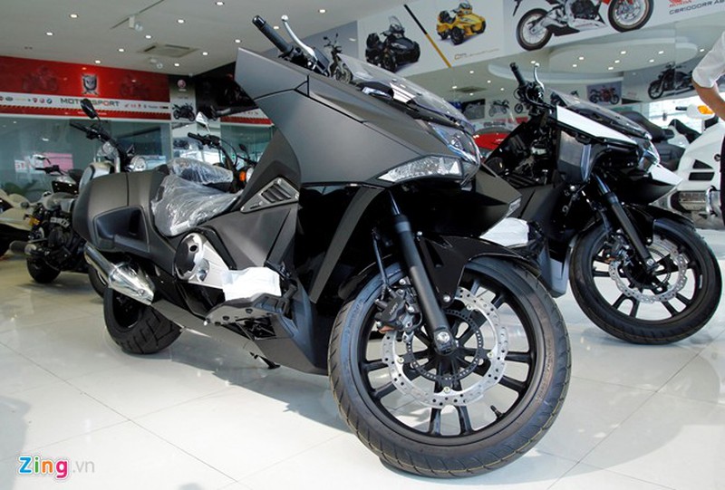 Xe 'phi thuyền' Honda NM4-02 có sưởi ấm tay lái đã về VN - ảnh 8