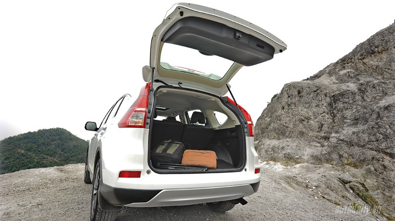 Lý do khiến xe Honda CR-V 2015 đắt hàng - ảnh 4