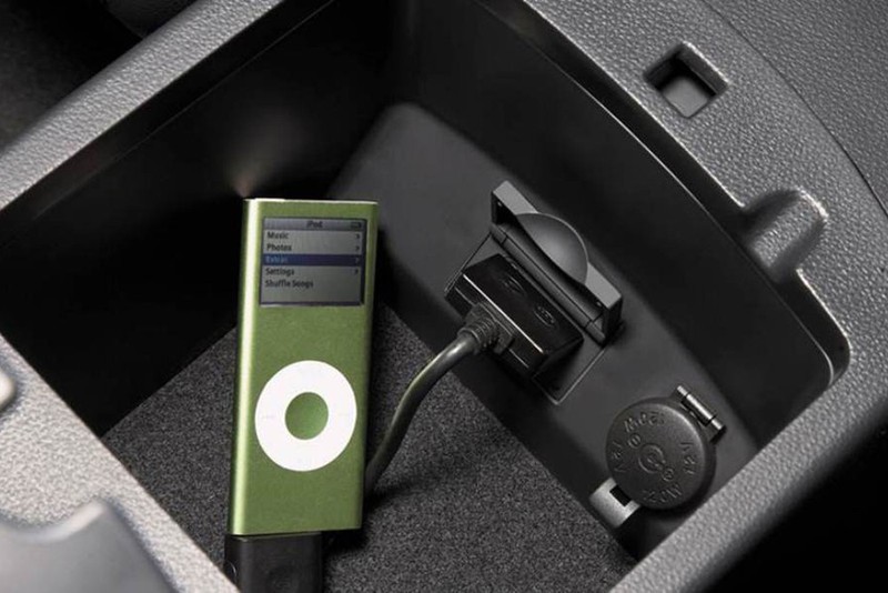 So sánh KIA Carens và Suzuki Ertiga: MPV giá rẻ 600-650 triệu - ảnh 28