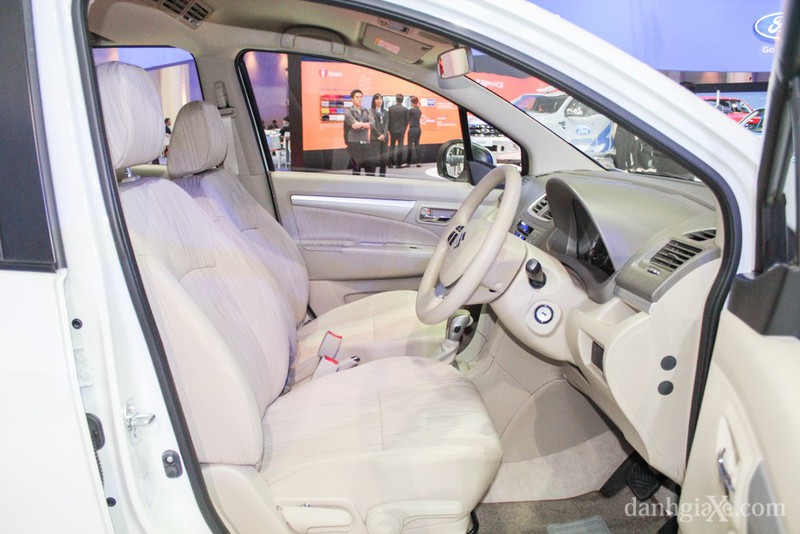 So sánh KIA Carens và Suzuki Ertiga: MPV giá rẻ 600-650 triệu - ảnh 31