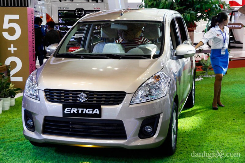 So sánh KIA Carens và Suzuki Ertiga: MPV giá rẻ 600-650 triệu - ảnh 4