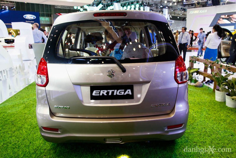 So sánh KIA Carens và Suzuki Ertiga: MPV giá rẻ 600-650 triệu - ảnh 5